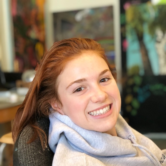 Meet your Posher, Lily - Picture 1 of 1